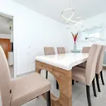 Casa vacanze Lanzarote 2 - Private Pool, Air-con&bbq By Lanzarote *