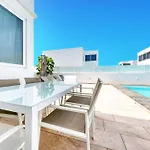 Lanzarote 2 - Private Pool, Air-con&bbq By Lanzarote Playa Blanca (Lanzarote)